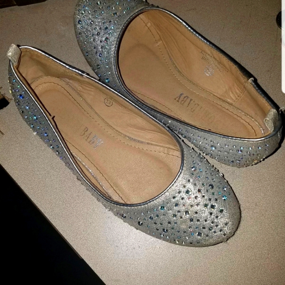 Girls ballet flats